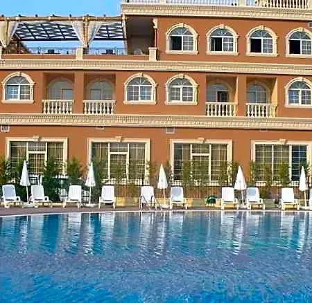 Ador Hotel